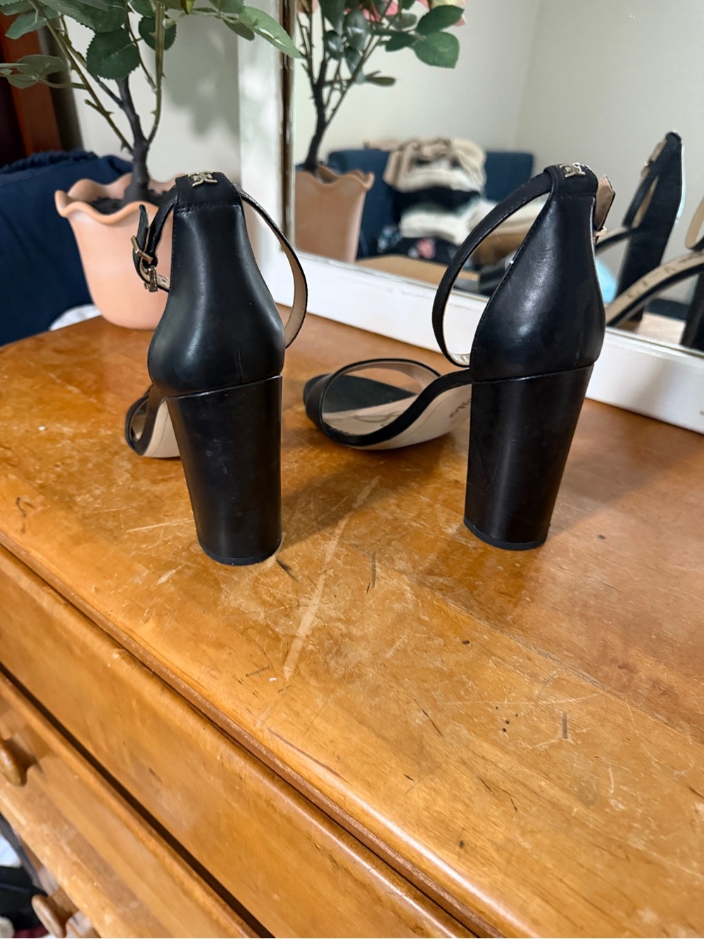 Sam Edelman Black Open-Toe Block Heel Sandals - Picture 4 of 7